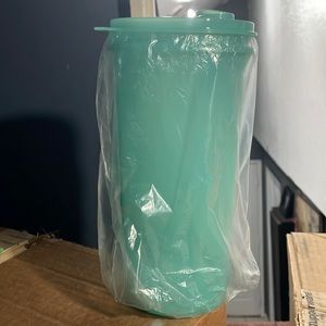 Super mega tumbler W cariquer.. removable cariquer